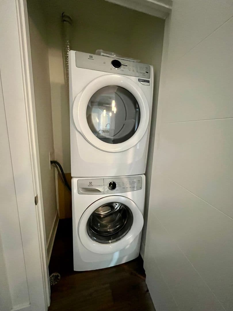 Crozet Apartment: 5405 Ashlar Ave.