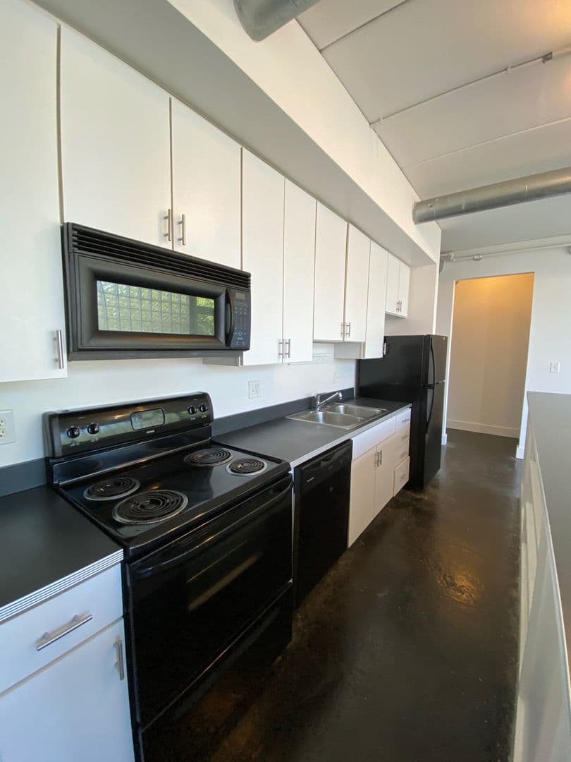 Charlottesville Apartment: 1605 Gordon Avenue