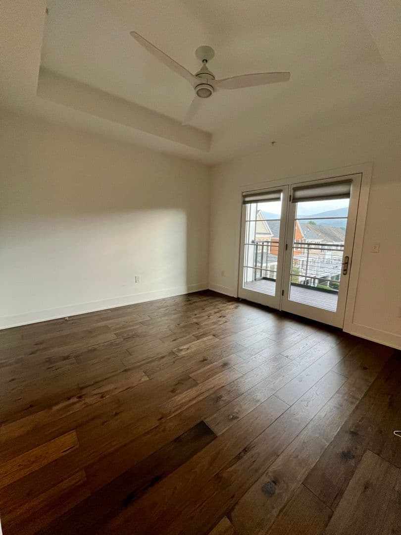 Crozet Apartment: 5405 Ashlar Ave.