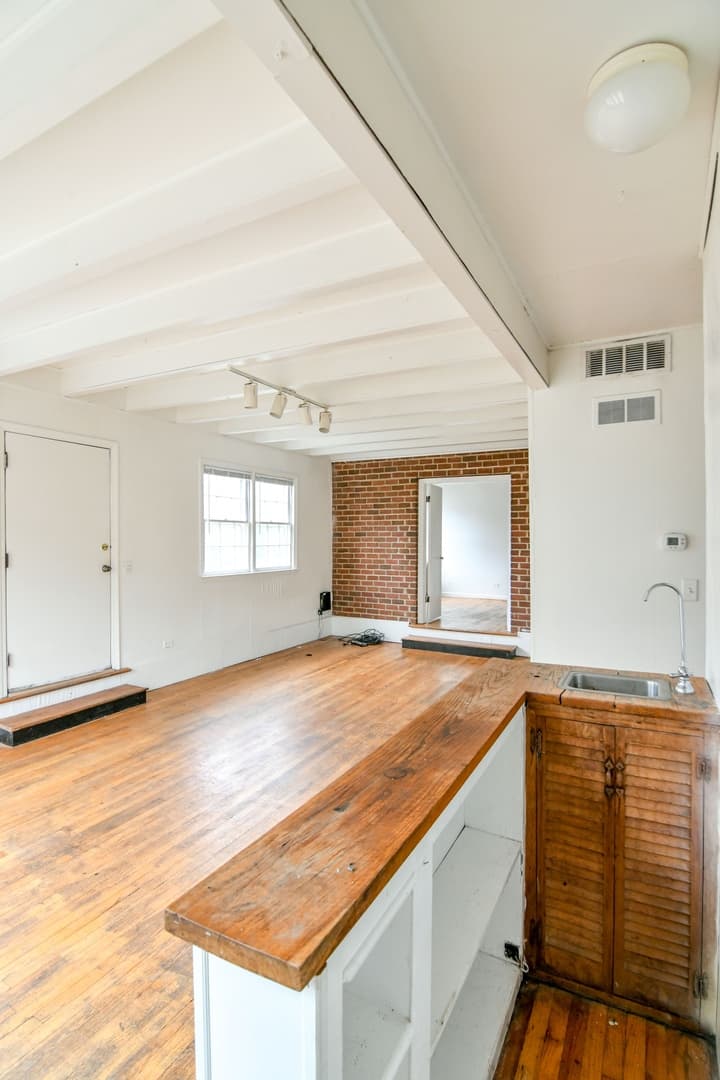 Charlottesville Apartment: 505 16th Street NW