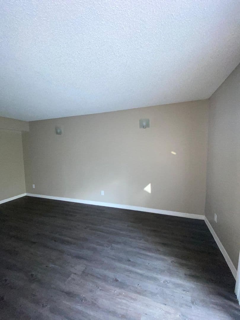 Tampa Townhome: 4101 - 4124 Tartan Pl, 4101 - 4124 McTavish Pl