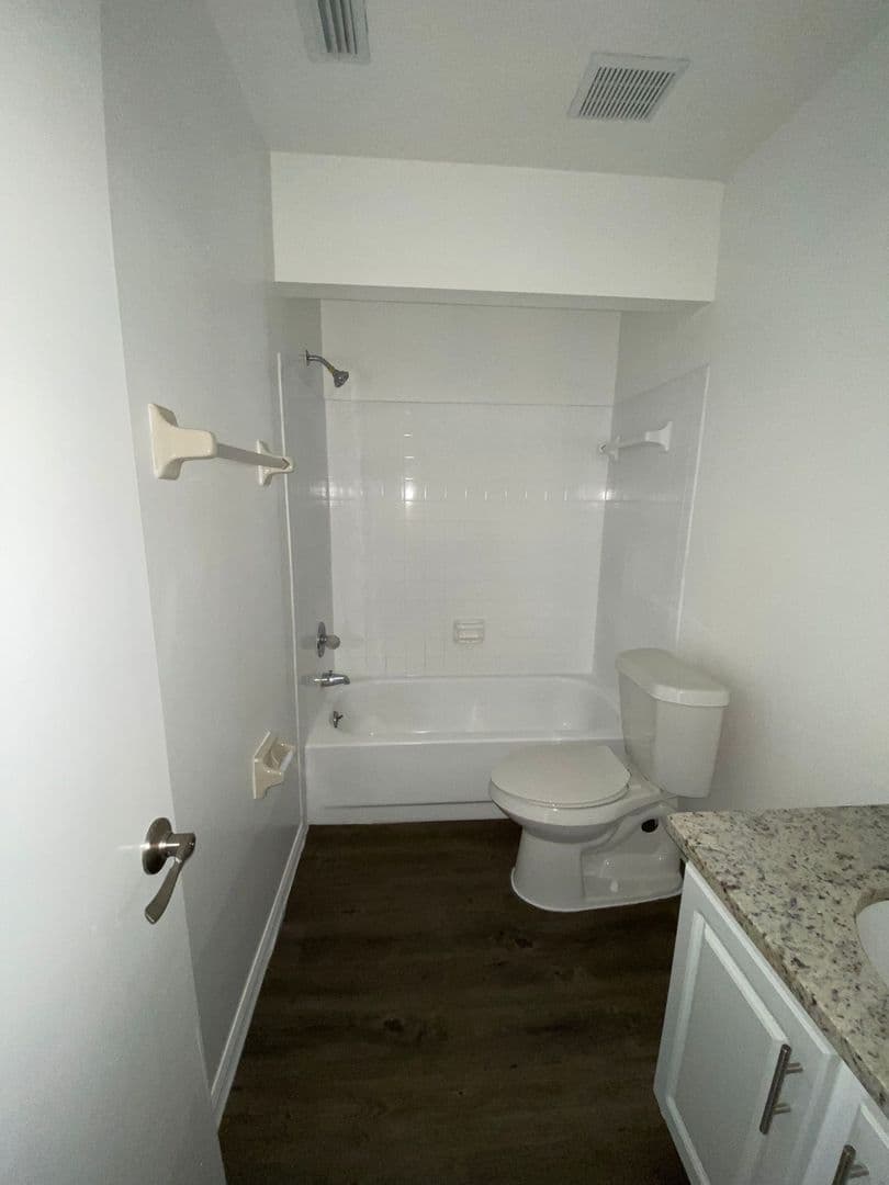 Tampa Townhome: 4101 - 4124 Tartan Pl, 4101 - 4124 McTavish Pl