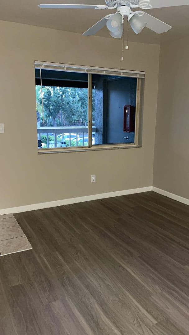 Tampa Apartment: 1915 W Waters Ave