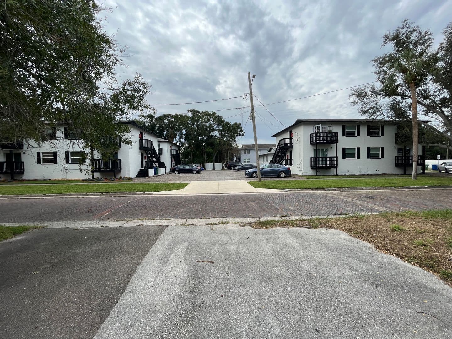Tampa Apartment: 7101-7103 S Mascotte St