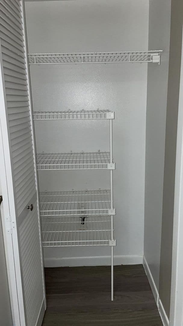 Tampa Apartment: 1915 W Waters Ave
