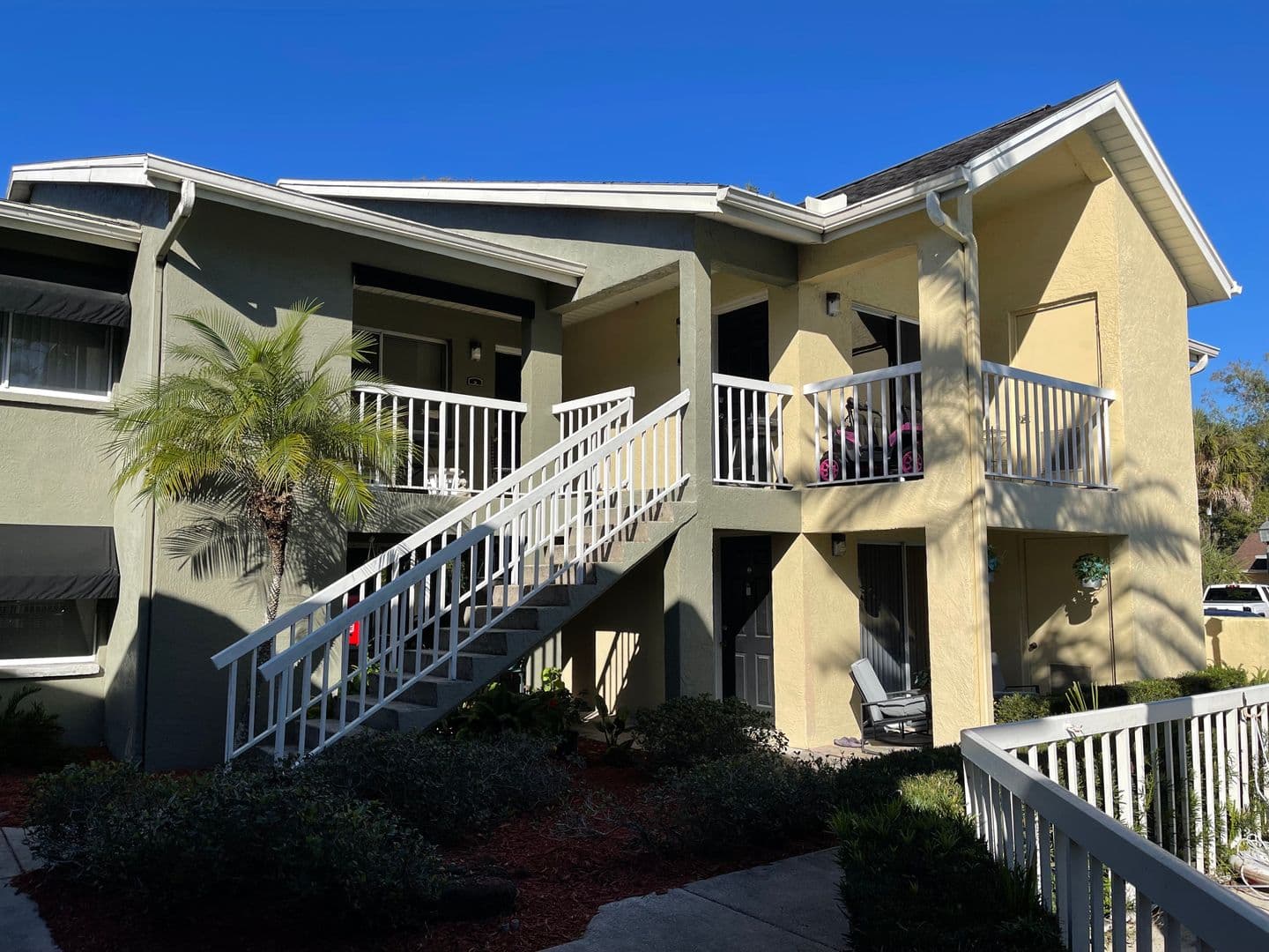 Tampa Apartment: 1915 W Waters Ave