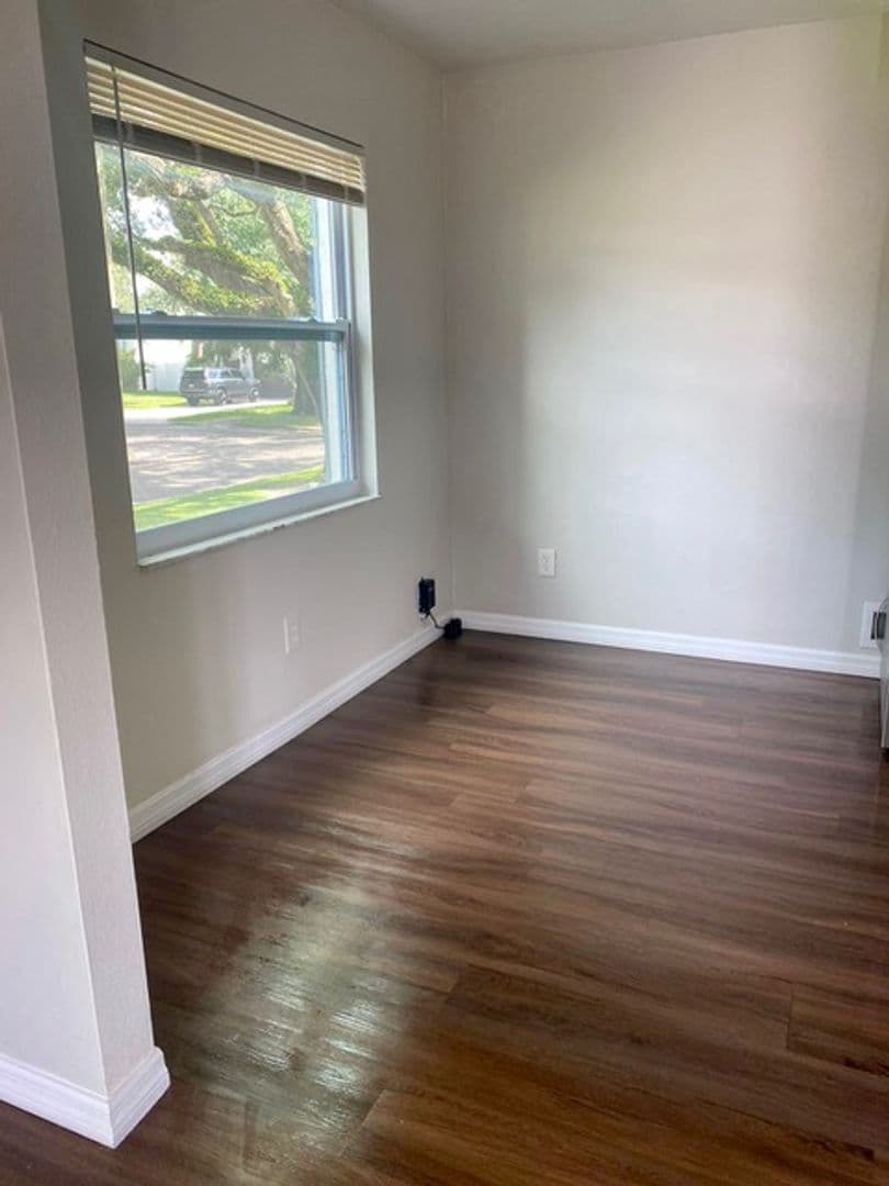 Tampa Apartment: 7101-7103 S Mascotte St