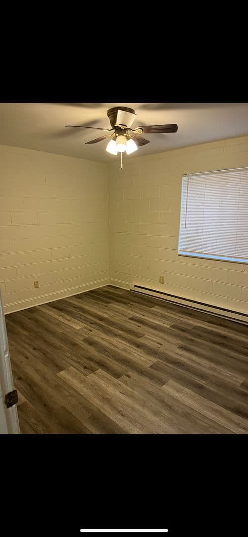 Huntington Apartment: 1528 6th Ave