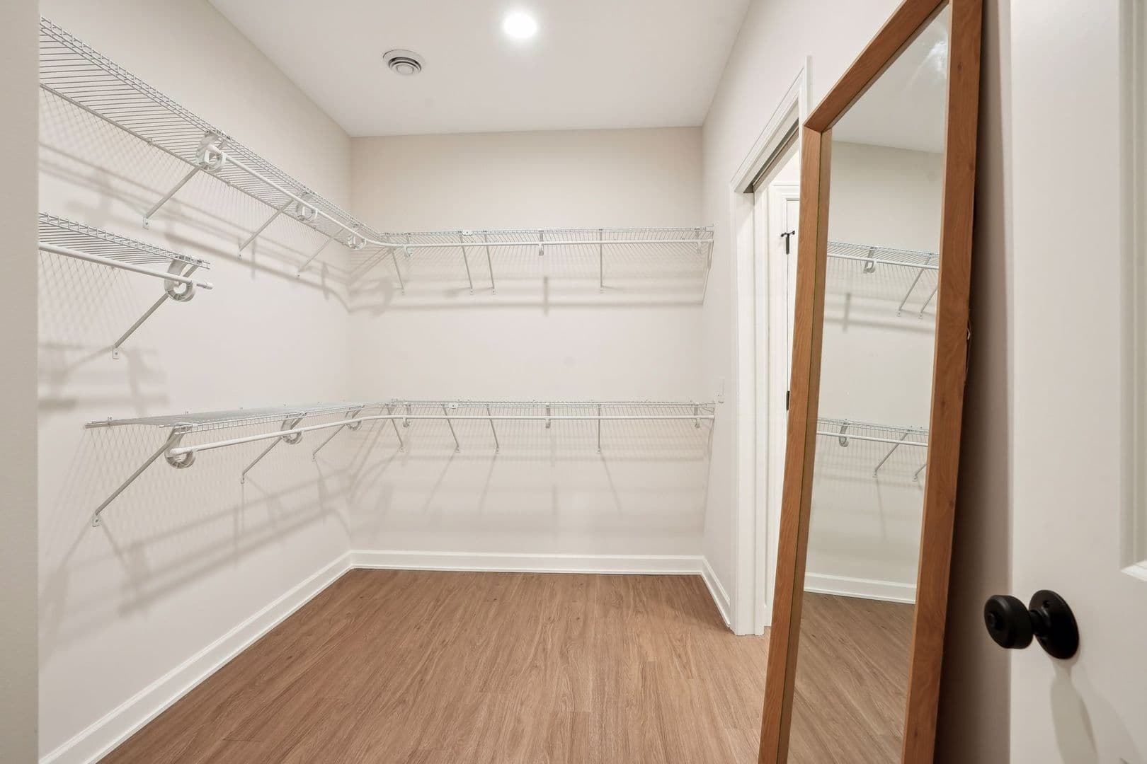 Roberts Townhome: 608 S. Division Street