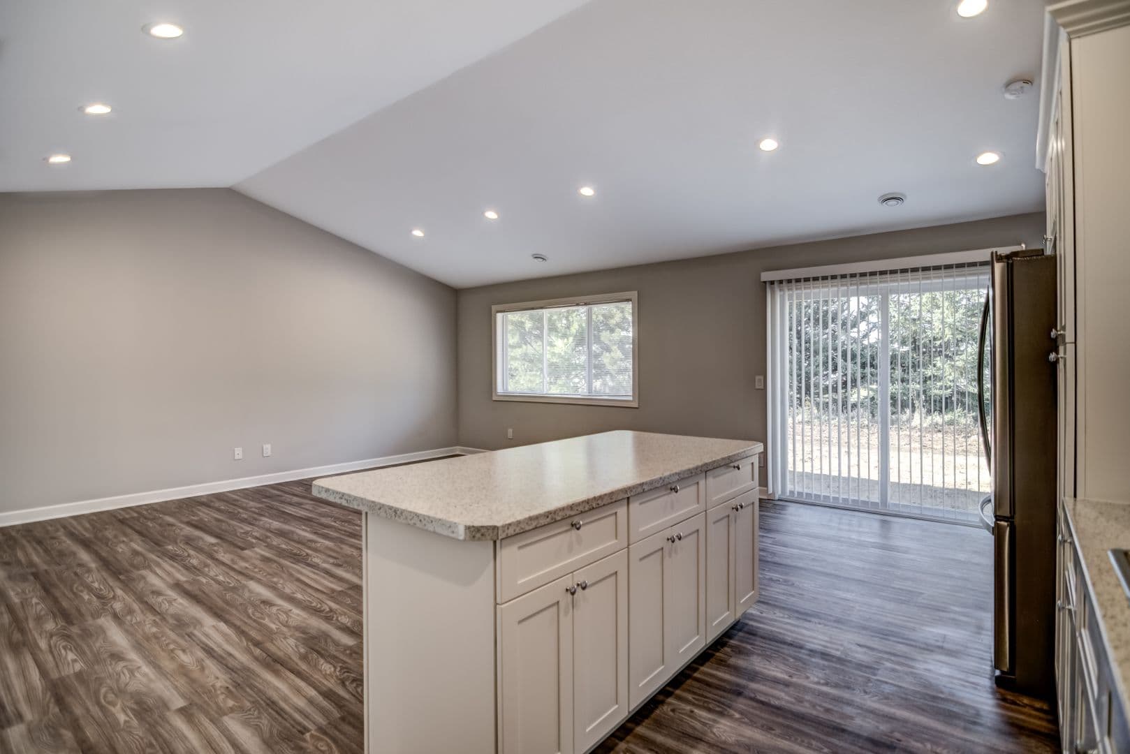 New Richmond Townhome: 1637-B Charleston Drive