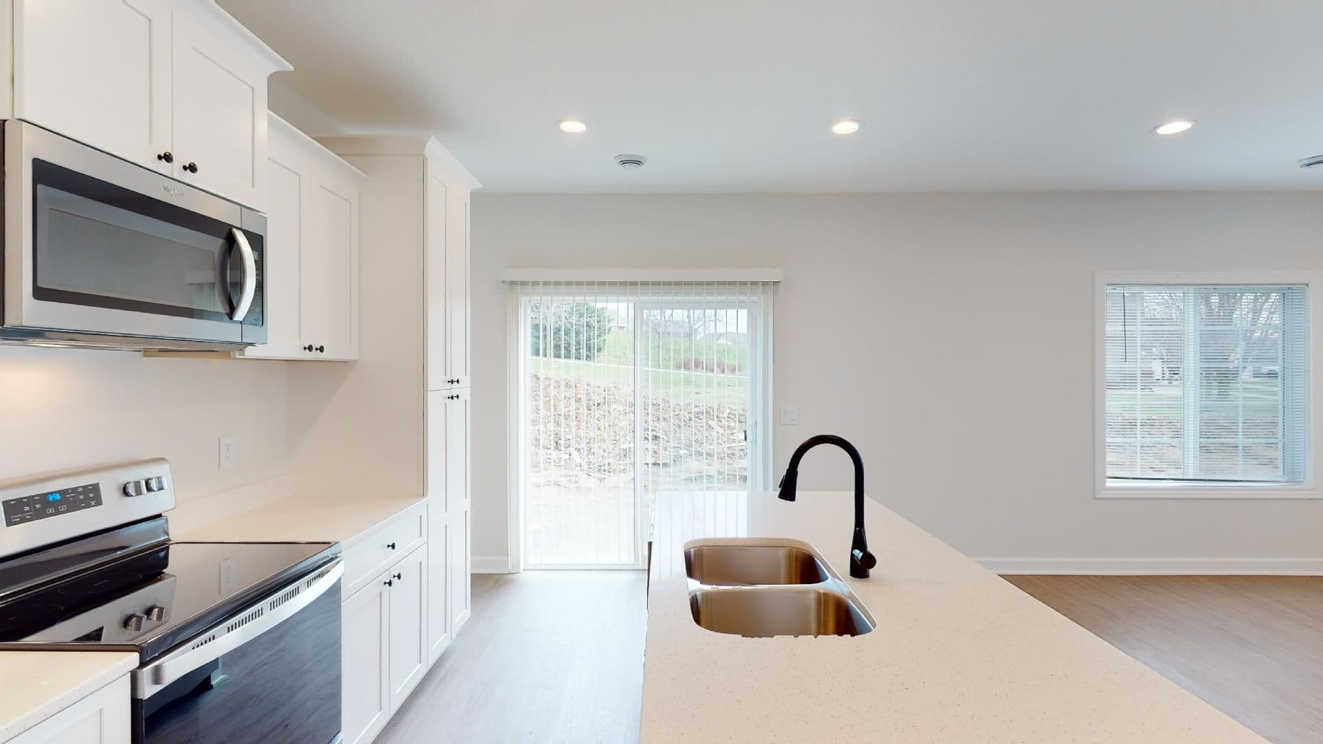 River Falls Townhome: 903 Willow Place