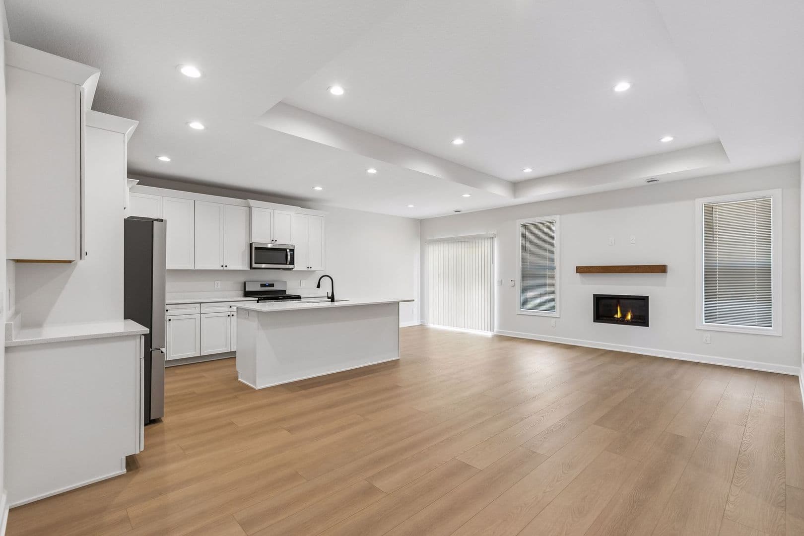 Roberts Apartment: Roberts 44