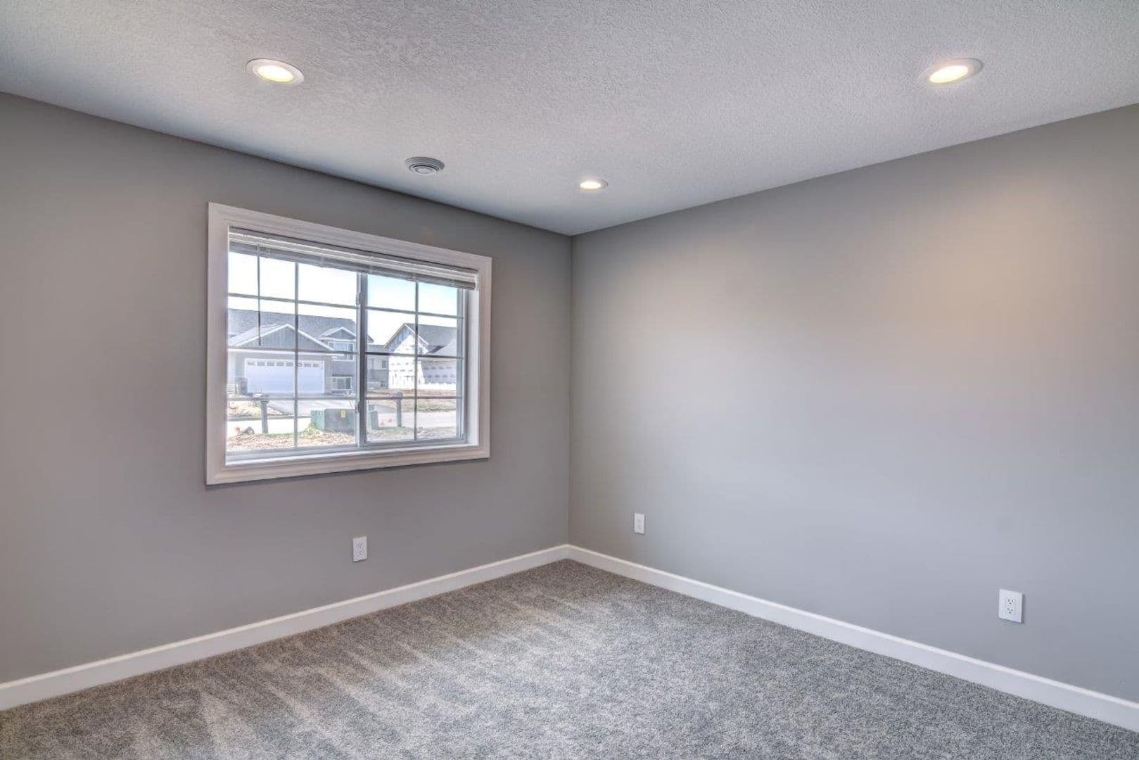 New Richmond Townhome: 1341 Blue Jay Place