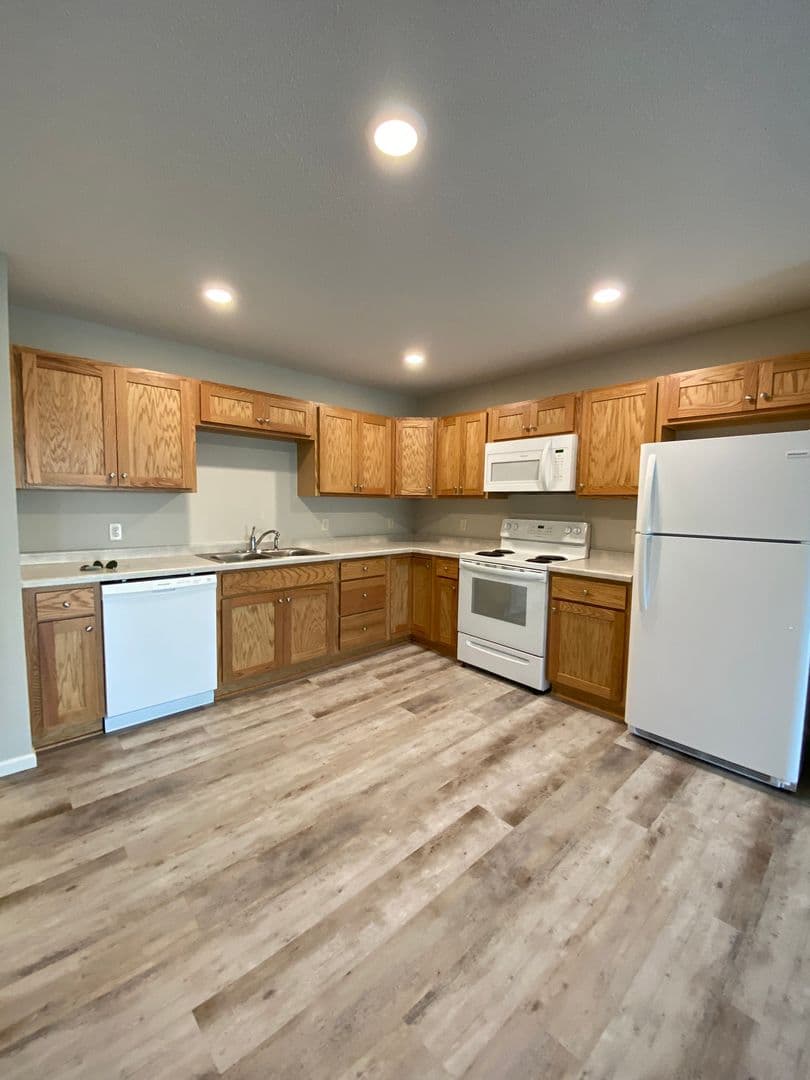 New Richmond Townhome: 1539-B Gunston Drive