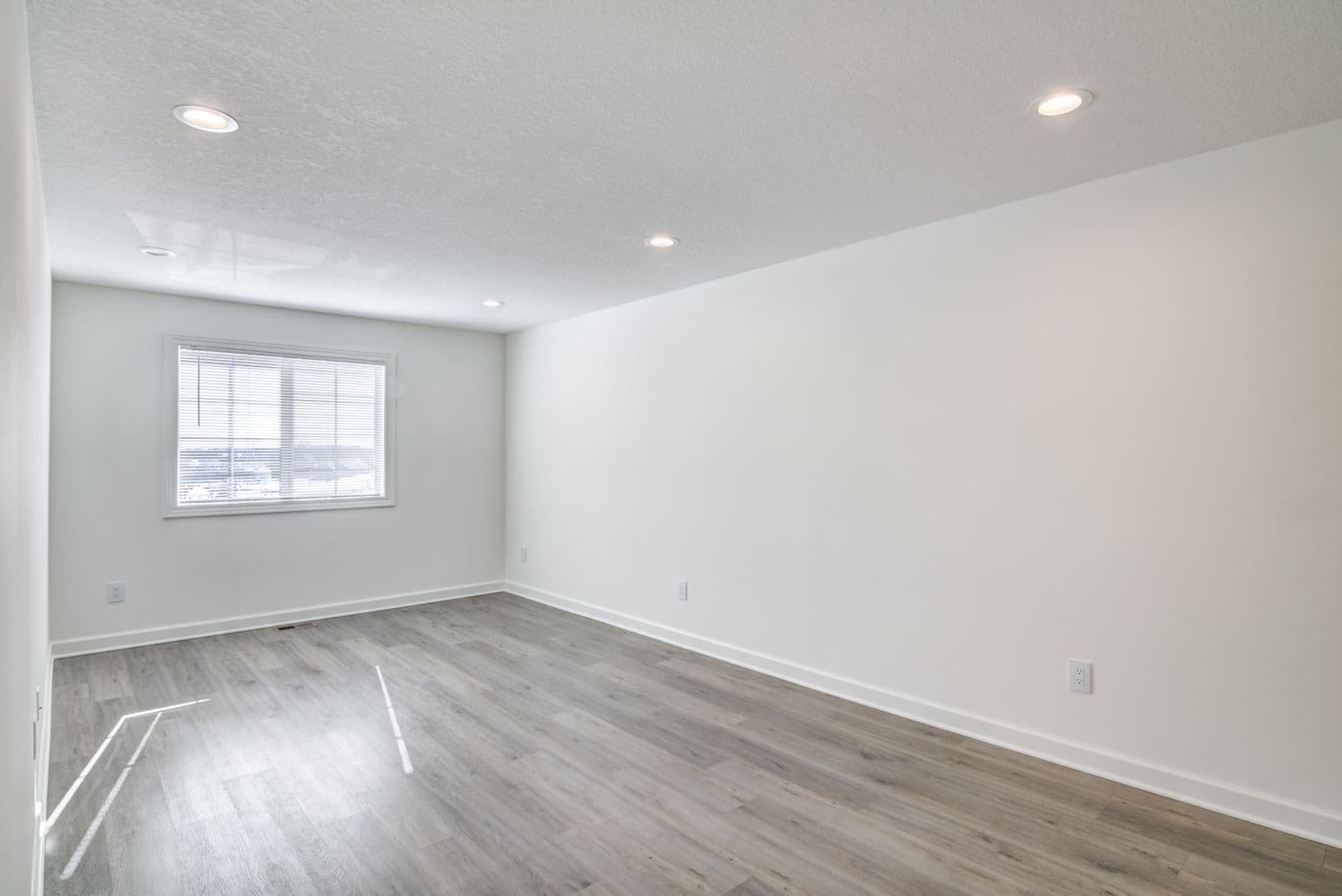 River Falls Townhome: 2544 Dawes Place