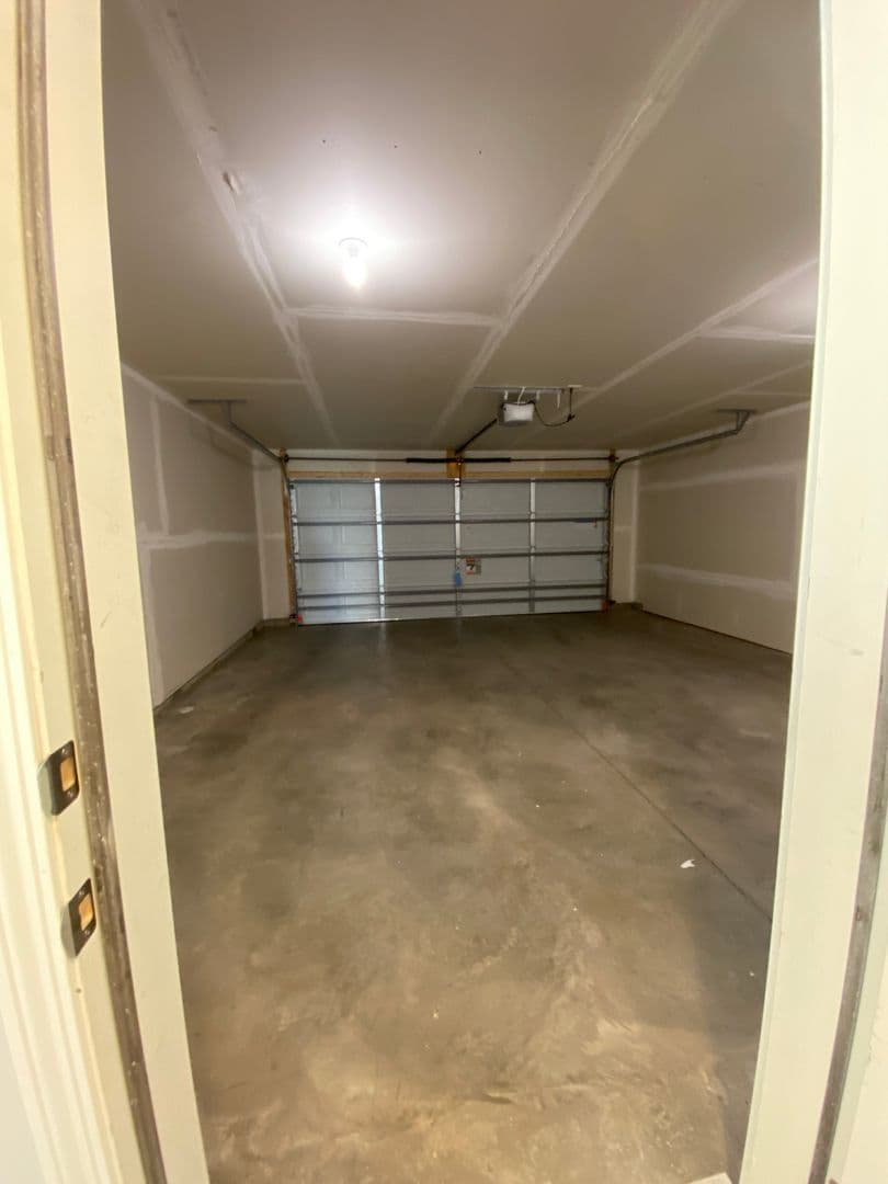 New Richmond Townhome: 1539-B Gunston Drive
