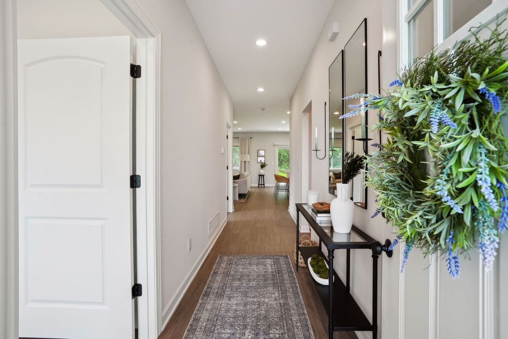 Roberts Townhome: 608 S. Division Street