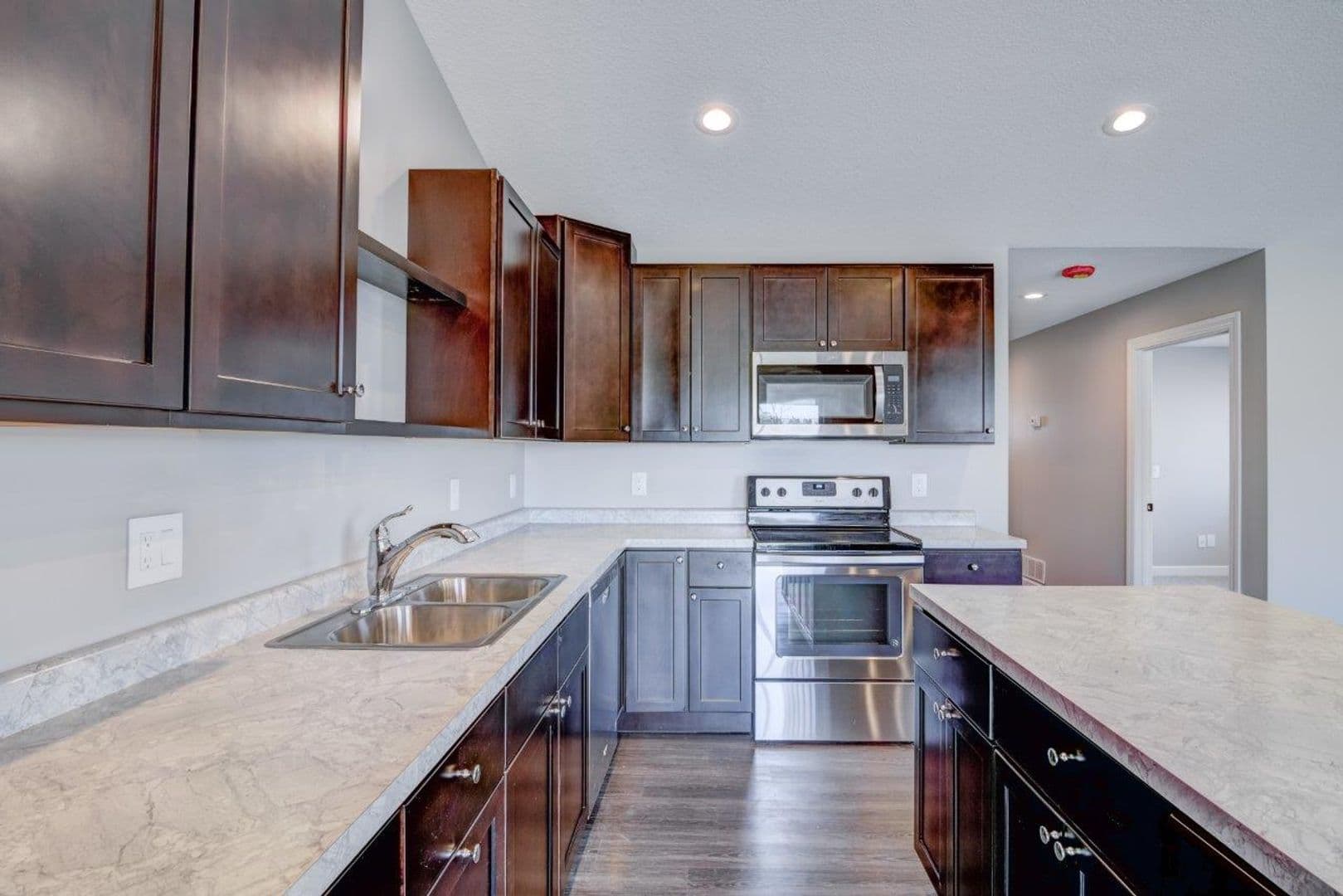 New Richmond Townhome: 1341 Blue Jay Place