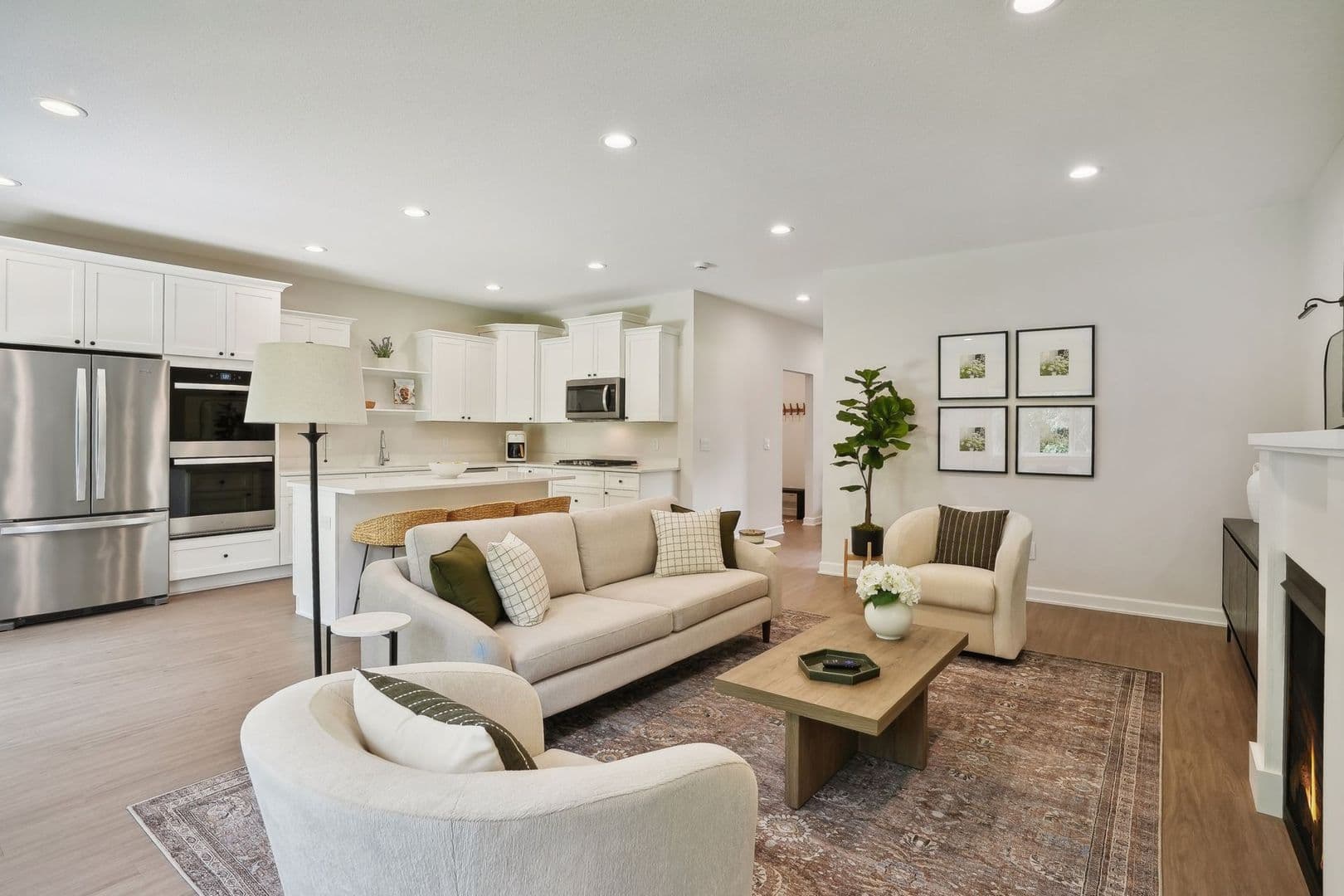 Roberts Townhome: 506 S Division Street