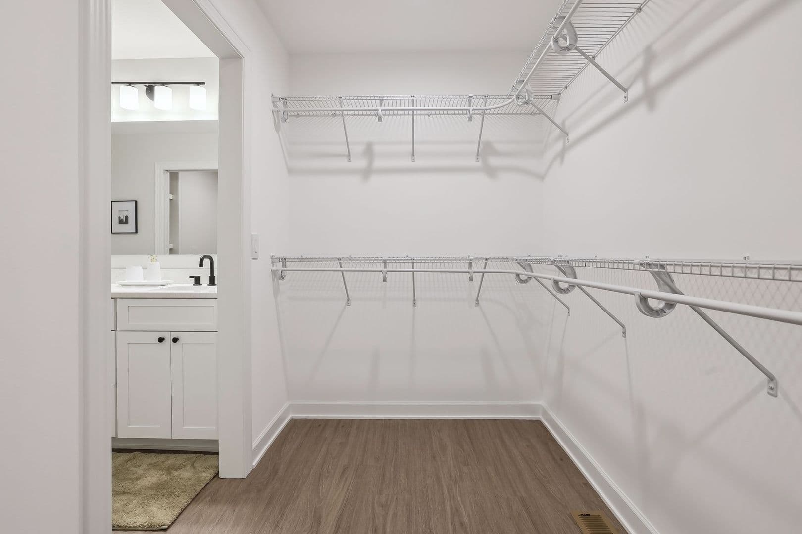 Roberts Townhome: 601 Ashton Street