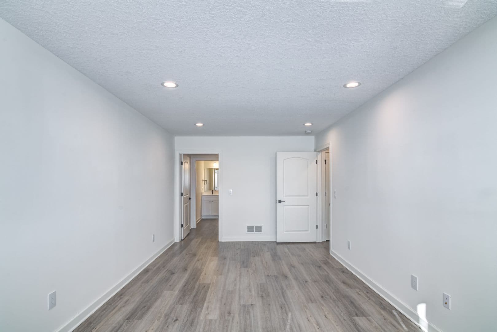 River Falls Townhome: 2544 Dawes Place