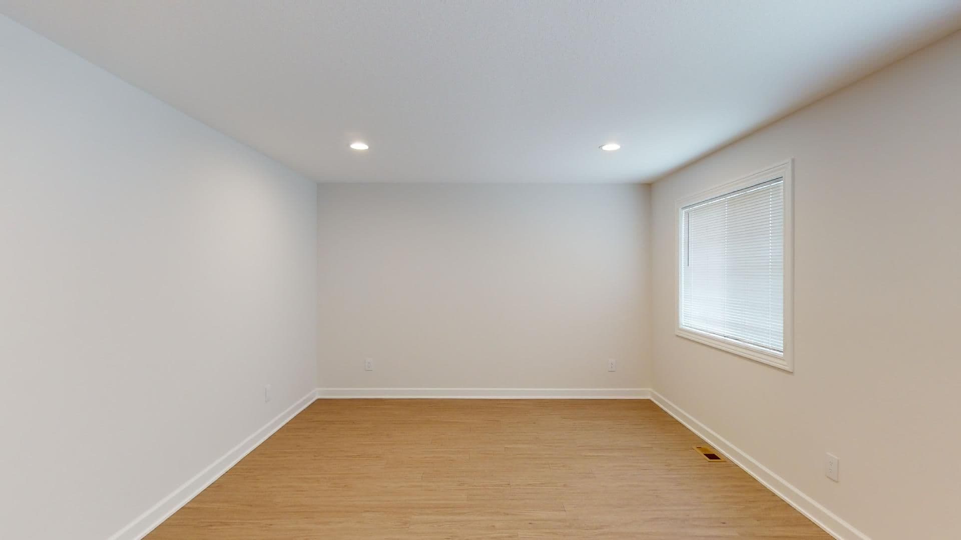 River Falls Townhome: 903 Willow Place
