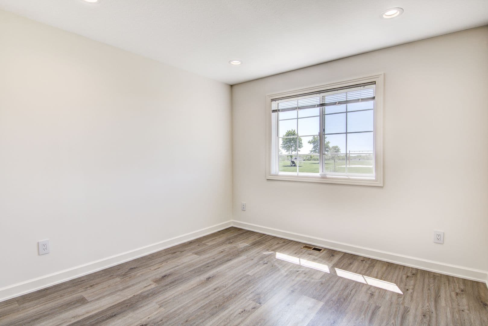 River Falls Townhome: 2457 Cedarwood Lane