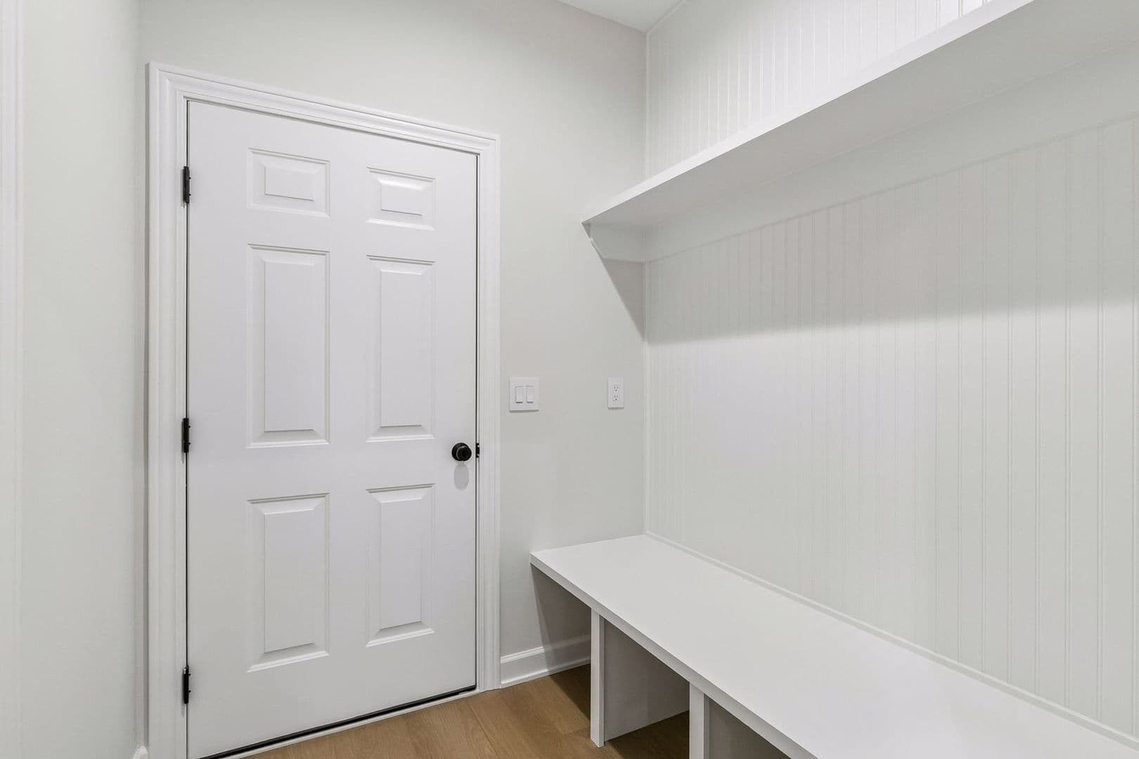 Roberts Apartment: Roberts 44