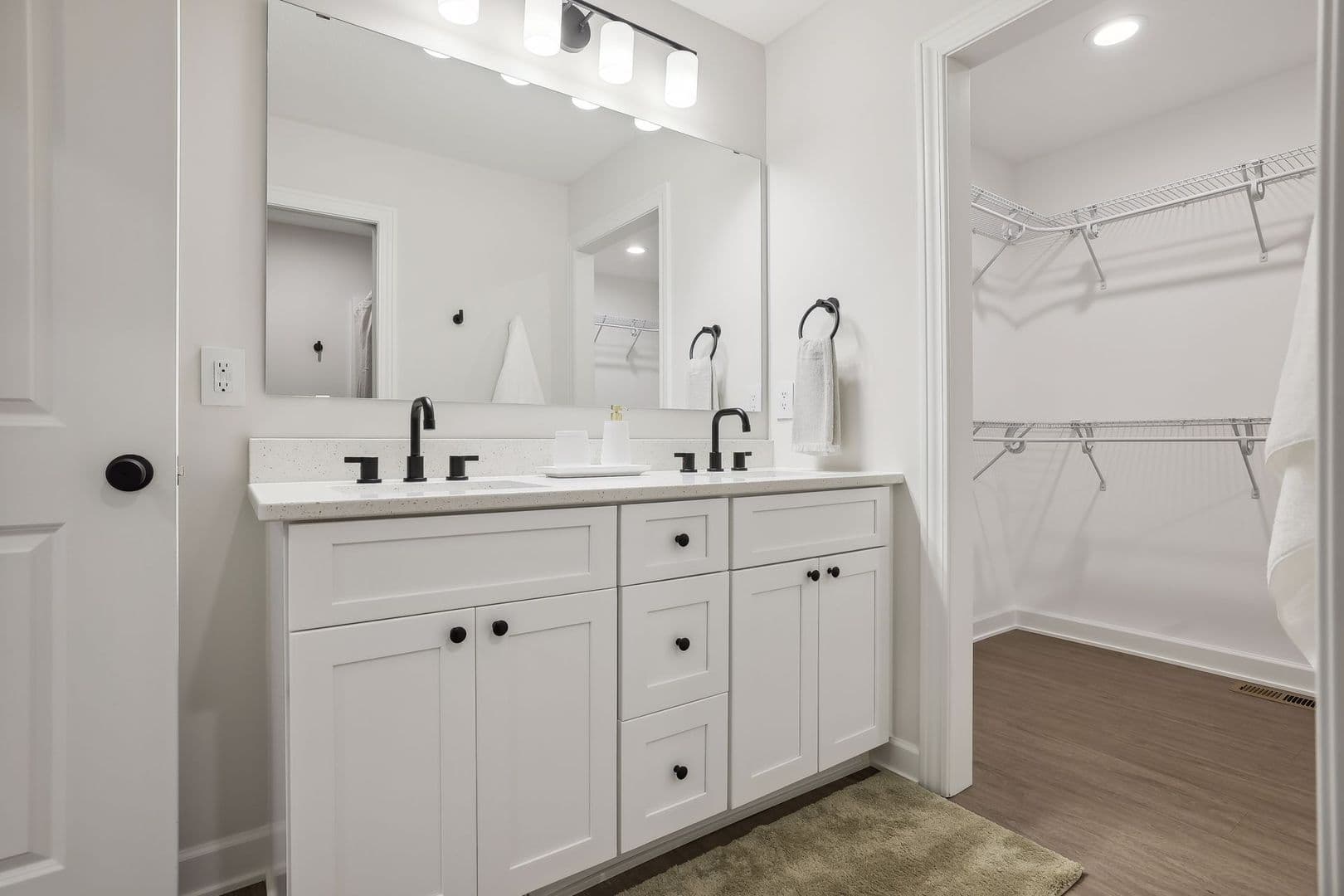 Roberts Townhome: 601 Ashton Street