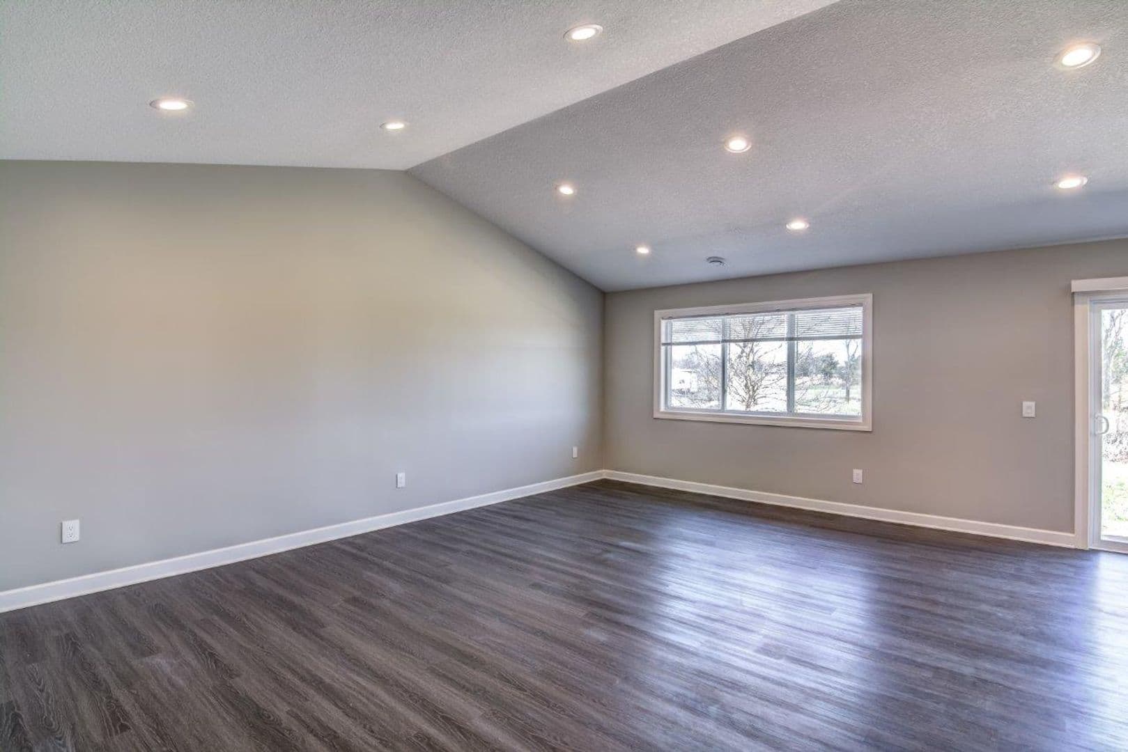 New Richmond Townhome: 1341 Blue Jay Place