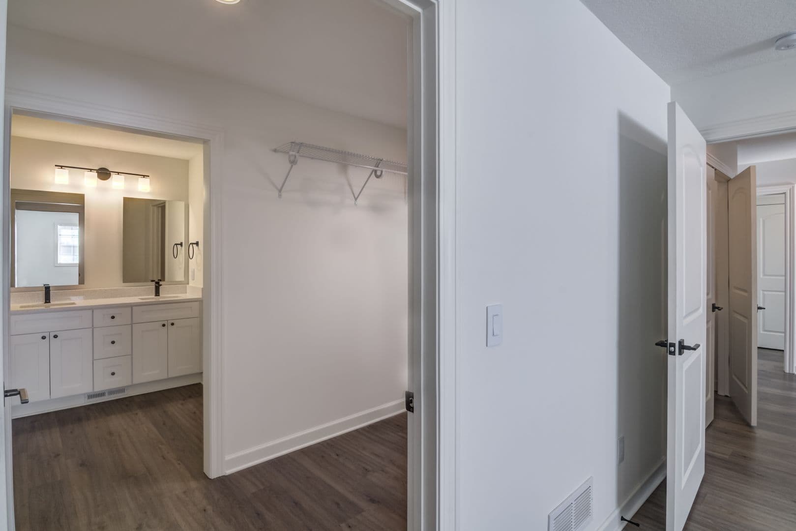 River Falls Townhome: 2544 Dawes Place