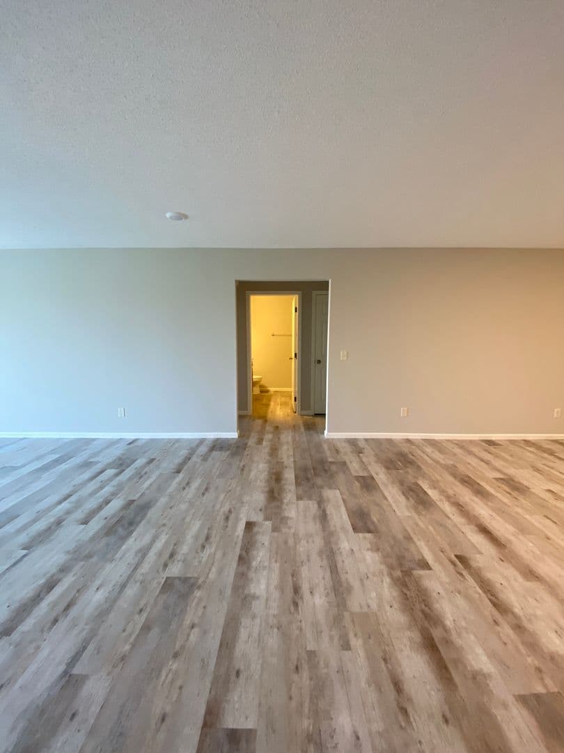New Richmond Townhome: 1539-B Gunston Drive