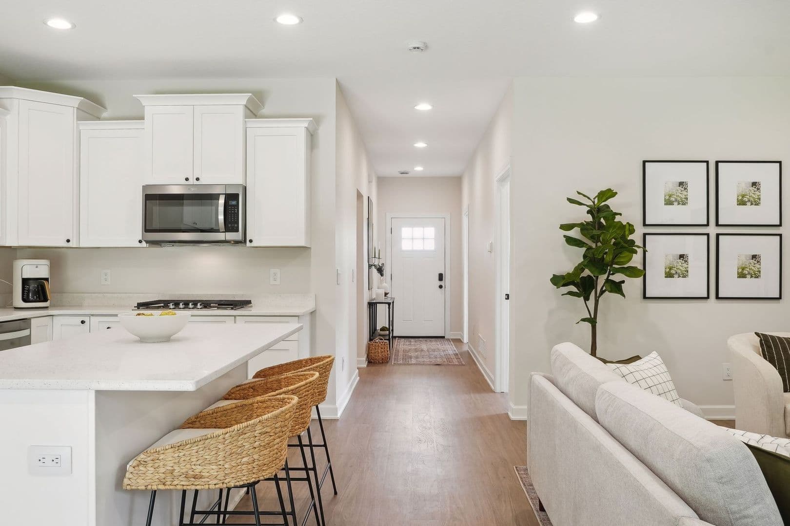 Roberts Townhome: 608 S. Division Street