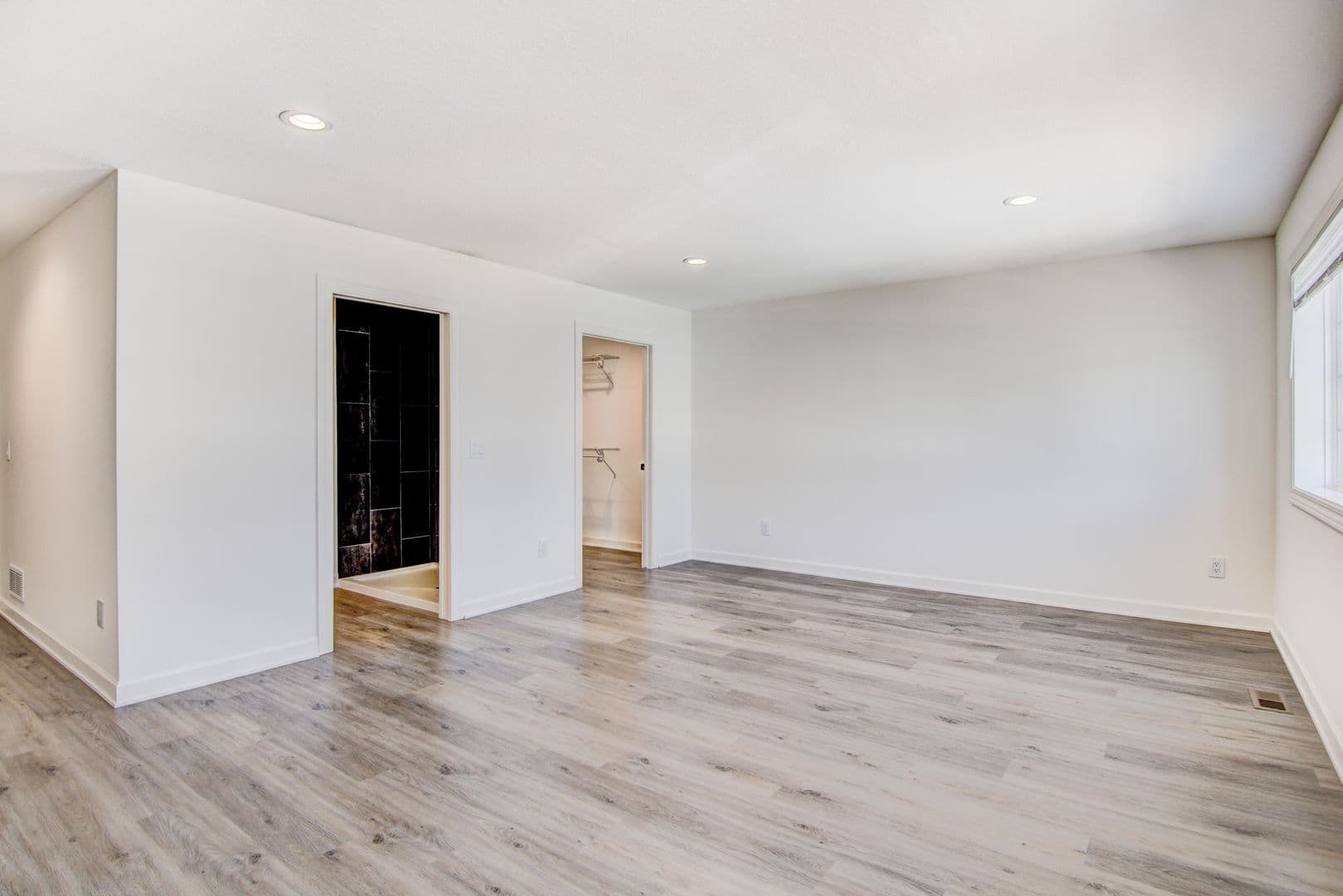 River Falls Townhome: 2457 Cedarwood Lane