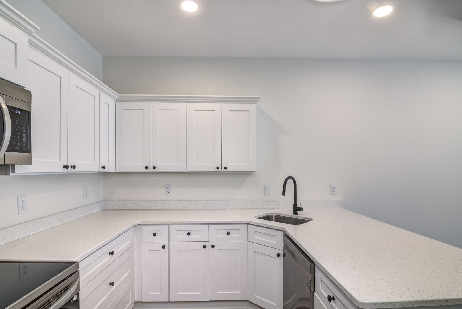 River Falls Townhome: 2544 Dawes Place