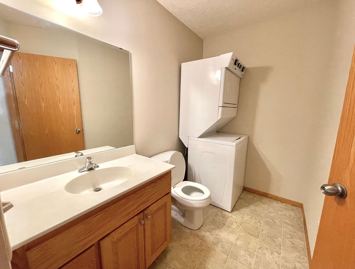 New Richmond Townhome: 633-B West 9th