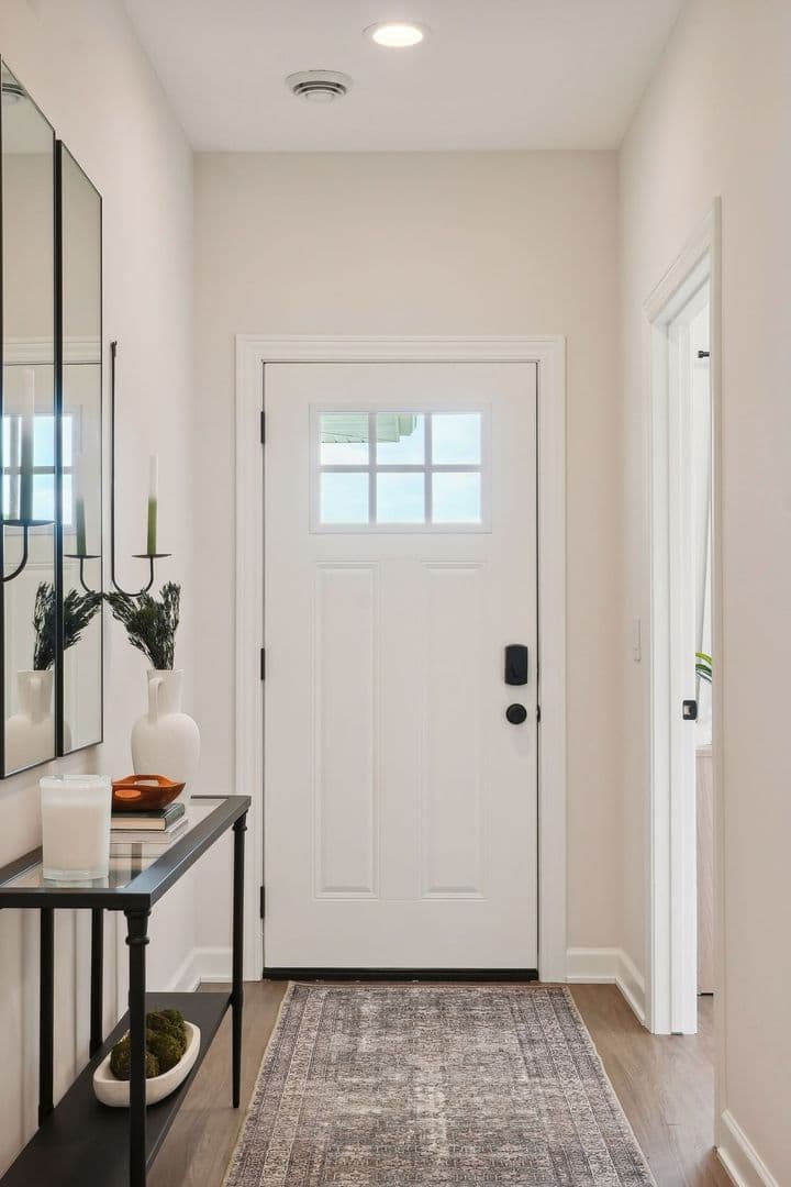 Roberts Townhome: 506 S Division Street
