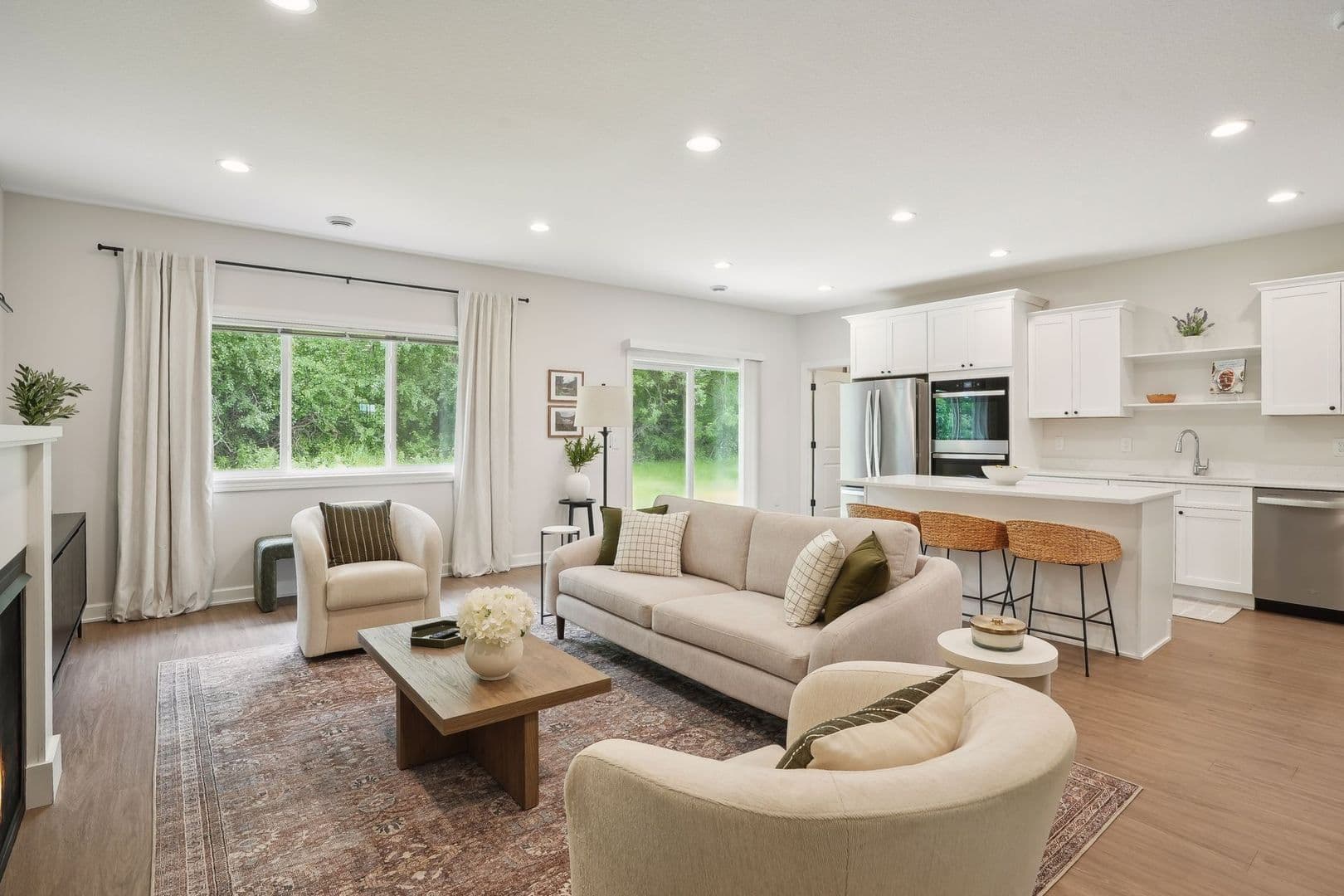 Roberts Townhome: 608 S. Division Street