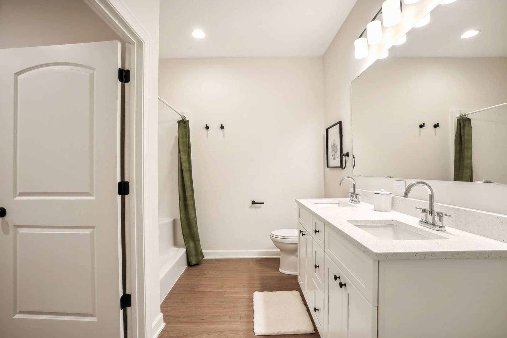 Roberts Townhome: 506 S Division Street
