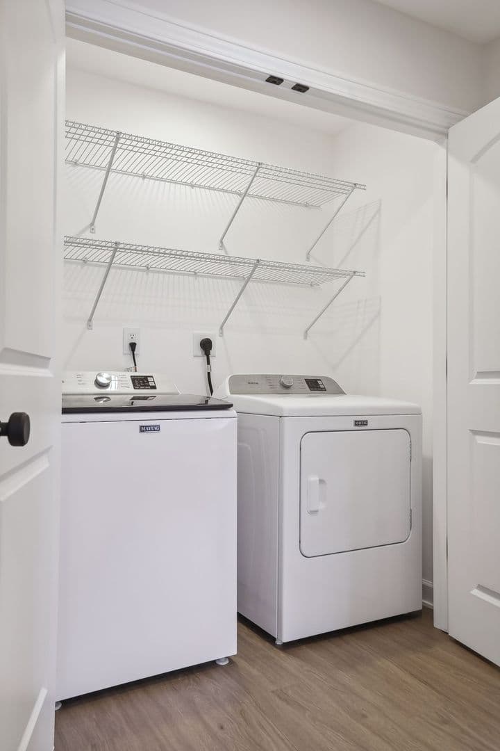 Roberts Townhome: 601 Ashton Street