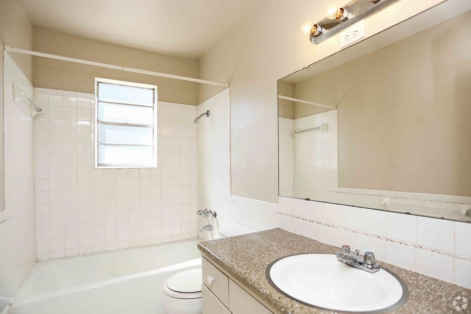 Bossier City Apartment: 900 Westgate Dr