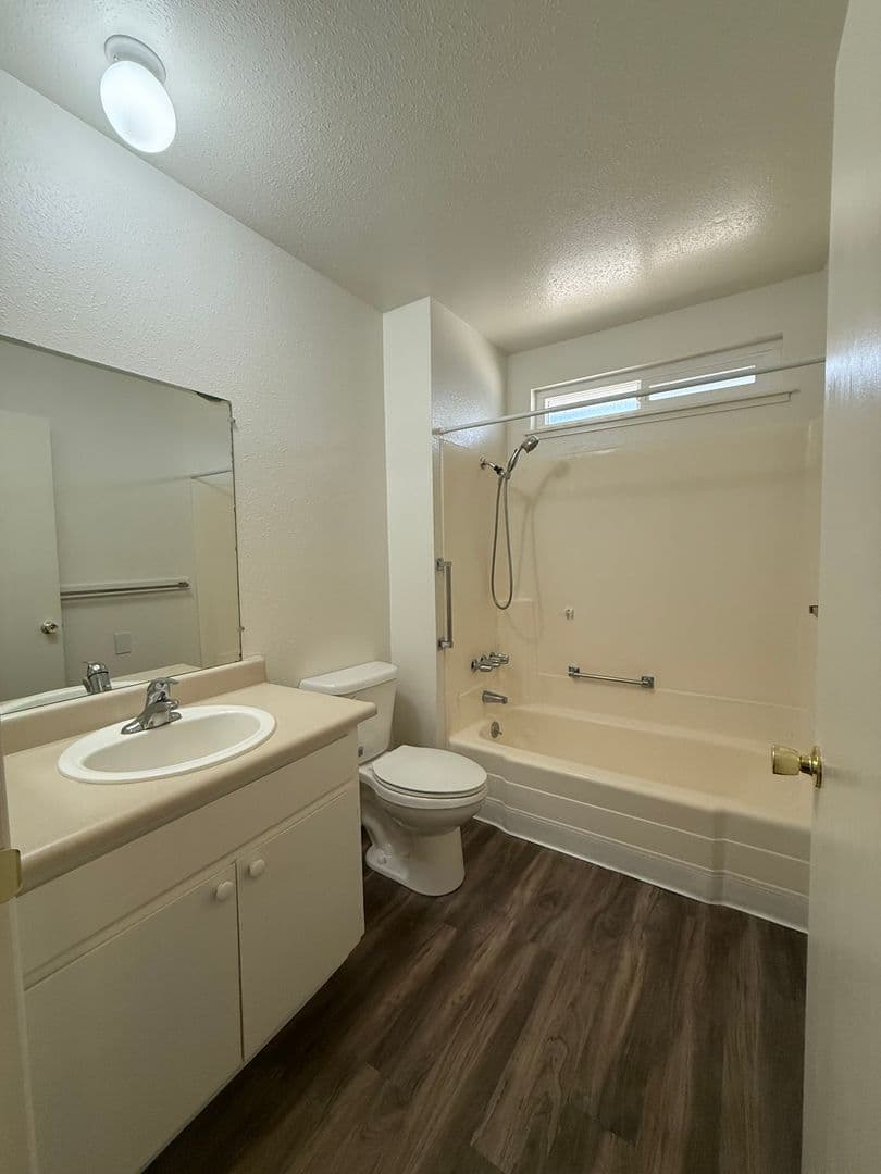 Gridley Apartment: 150 Haskell Street