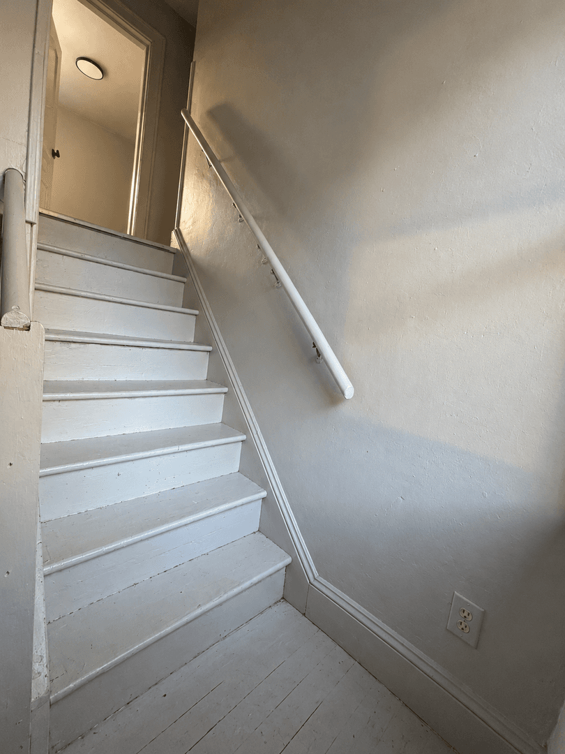 Davenport, IA Apartment: 1415-1417 Warren Street