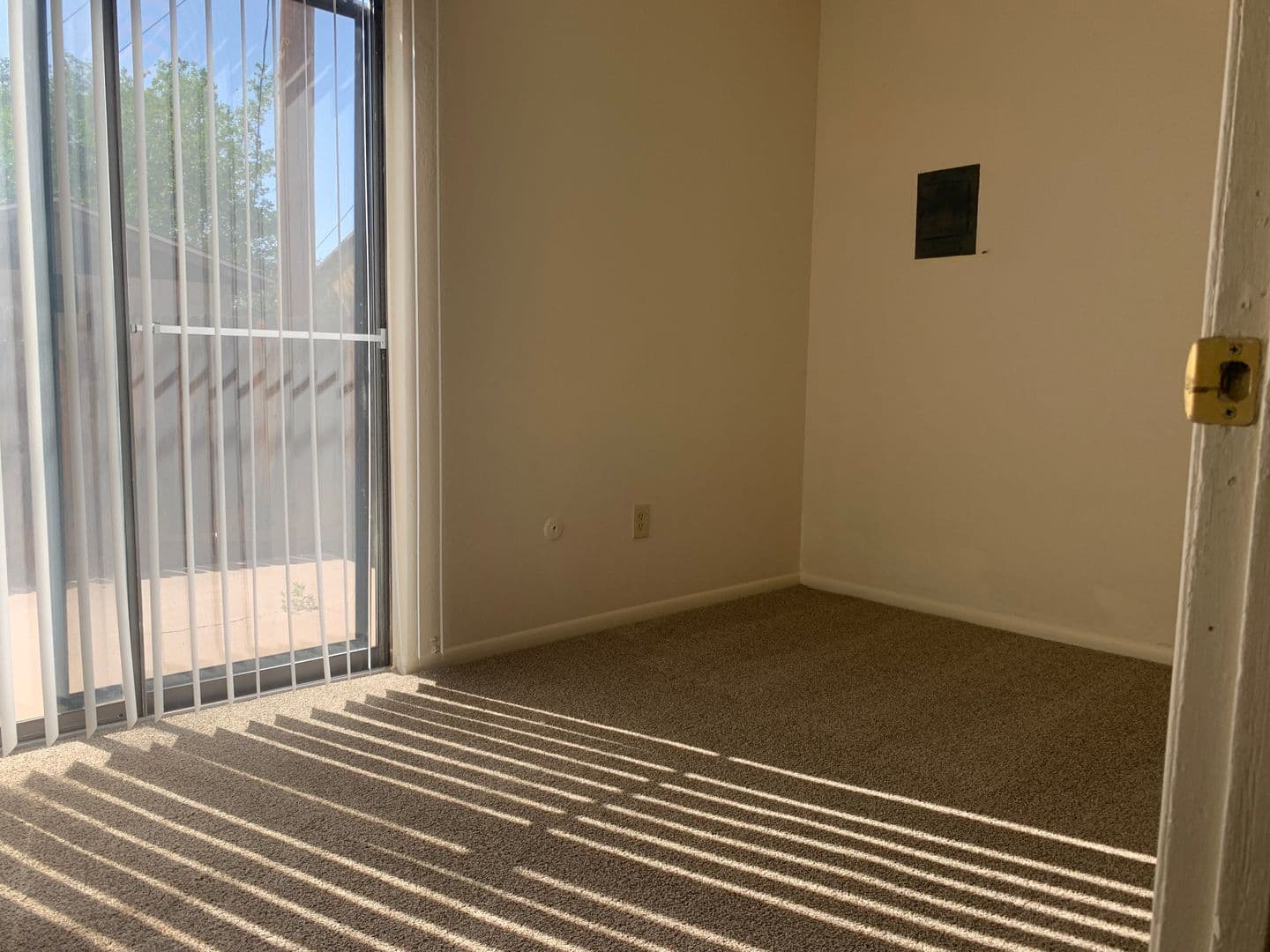 Albuquerque Apartment: 157 Mesilla St NE