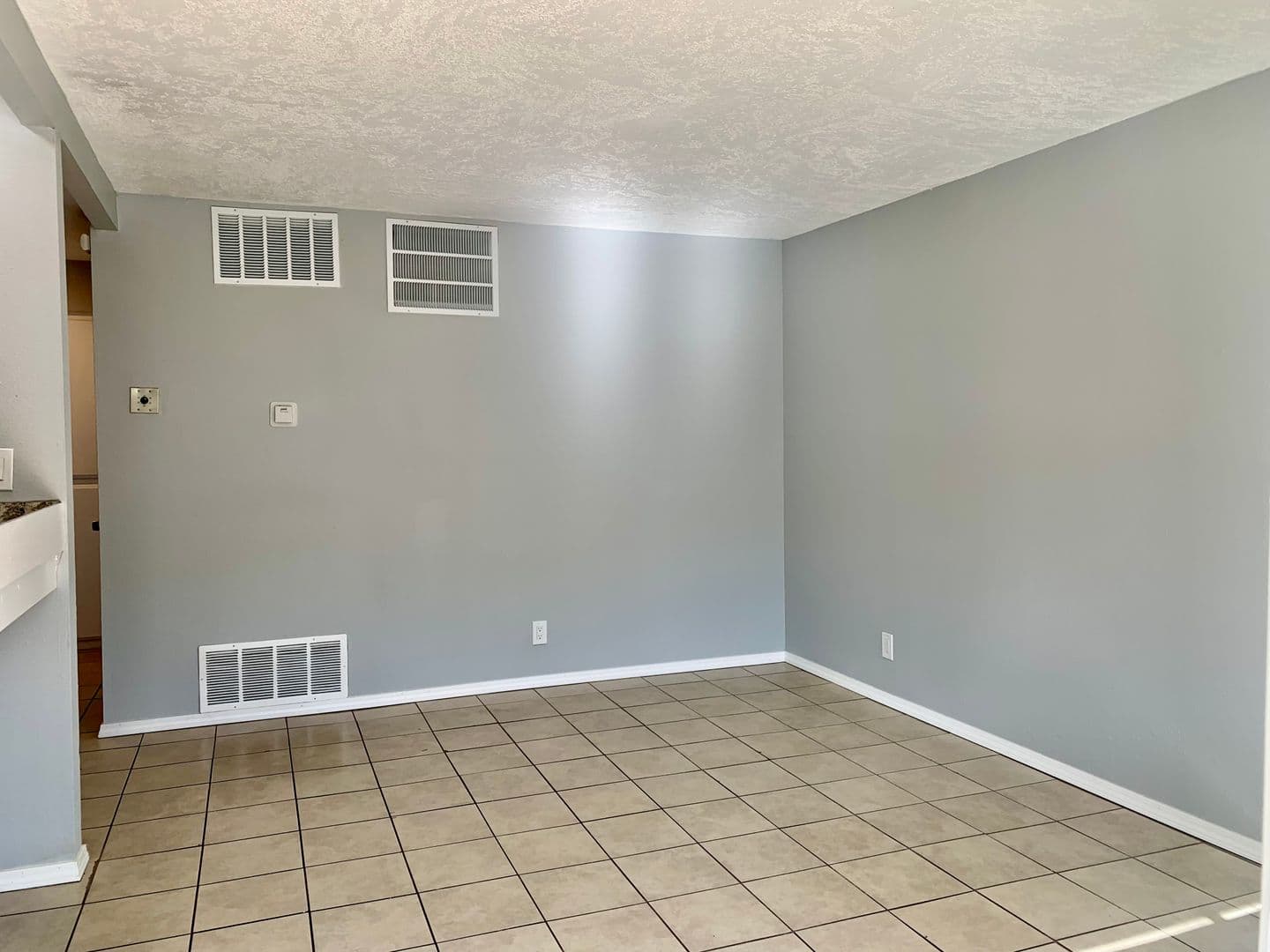 Albuquerque Apartment: 444 Florida St SE