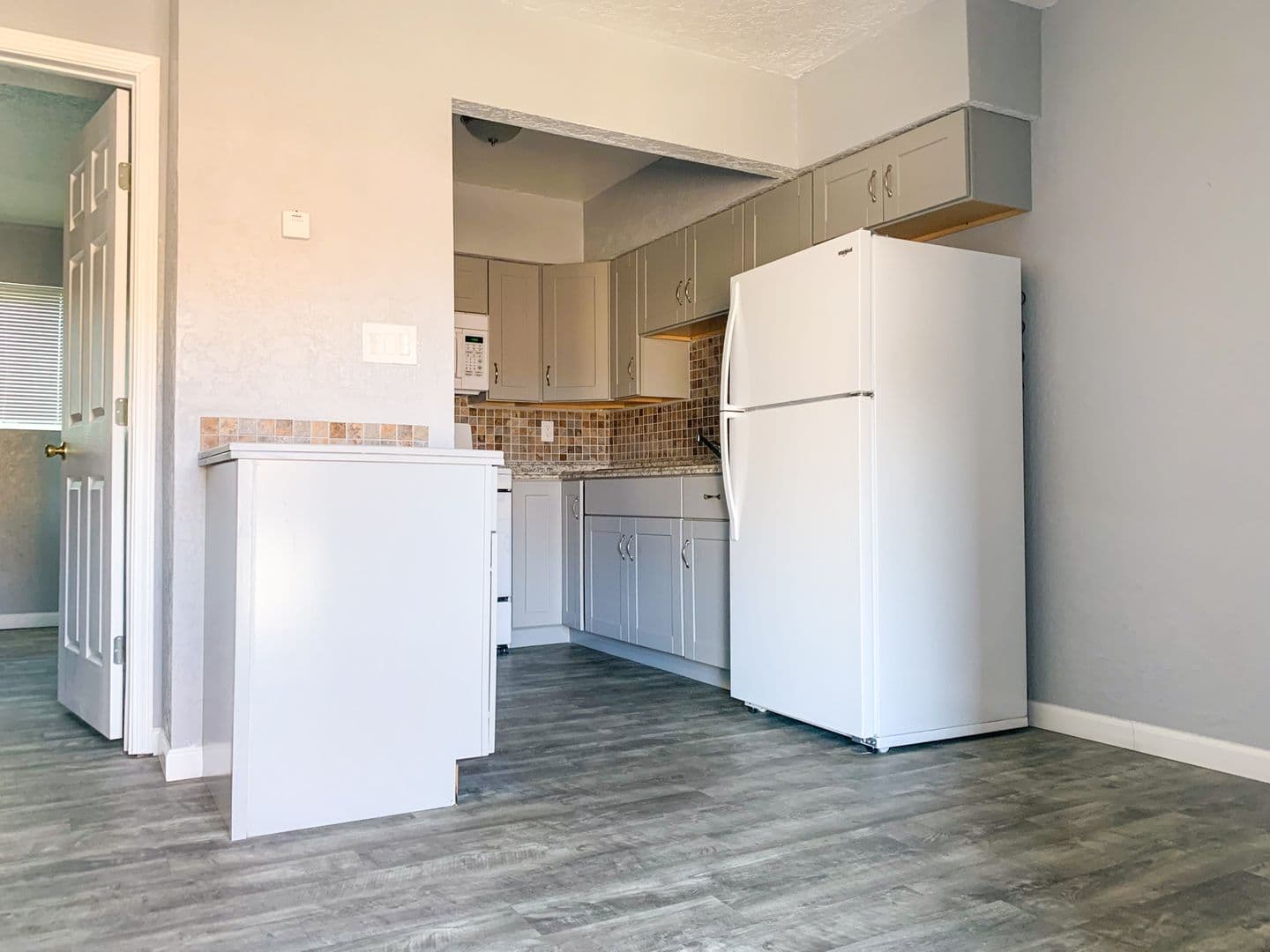 Albuquerque Apartment: 11122 Claremont & 11115 Cordova Ave NE