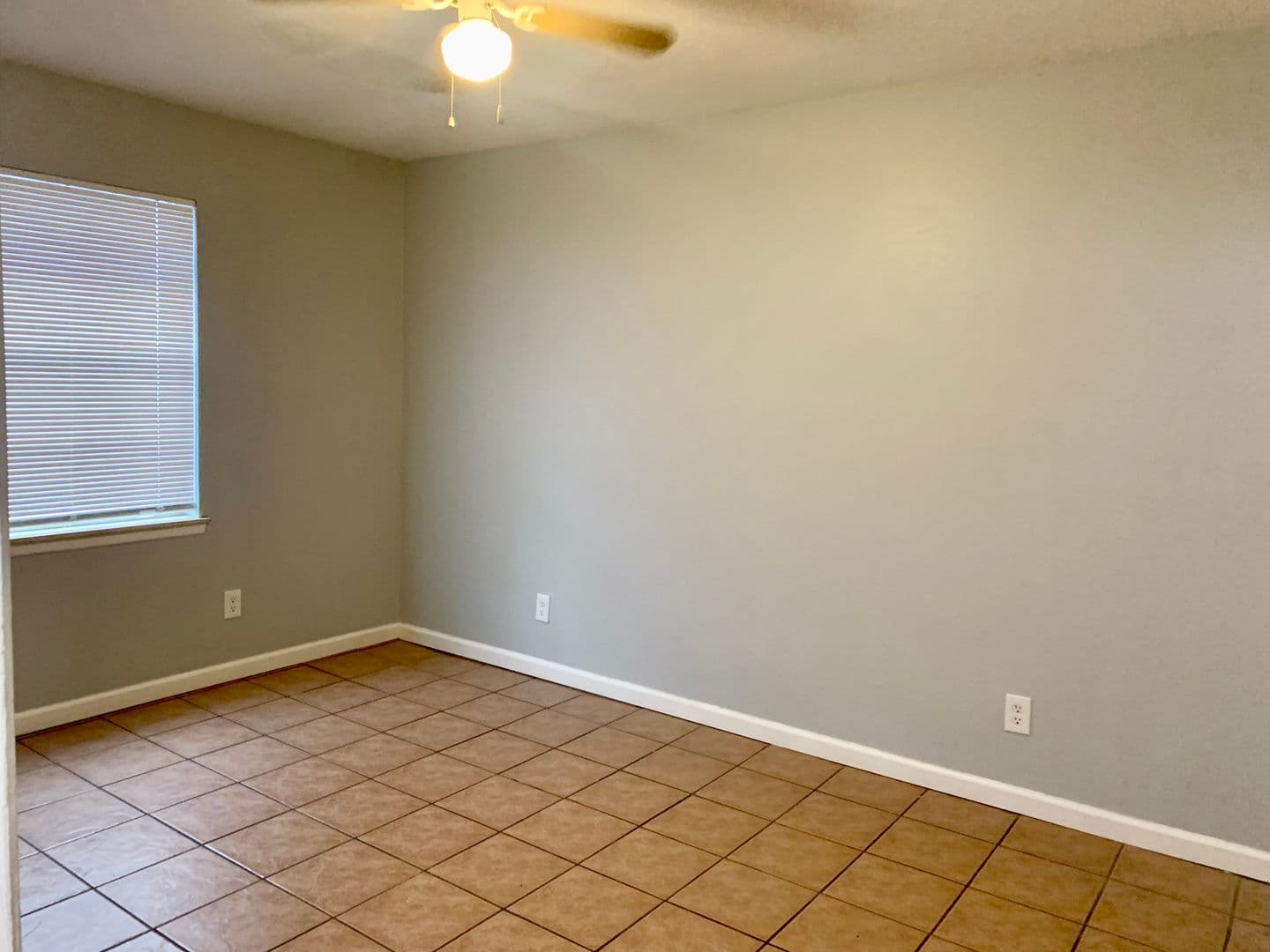 Albuquerque Apartment: 8201 Marquette Ave NE