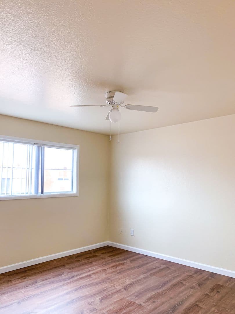Albuquerque Apartment: 1015 Cardenas Dr. SE