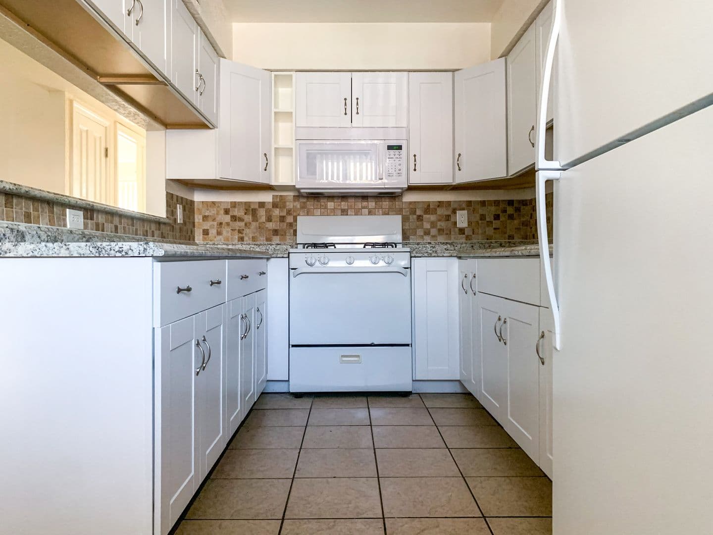 Albuquerque Apartment: 11122 Claremont & 11115 Cordova Ave NE