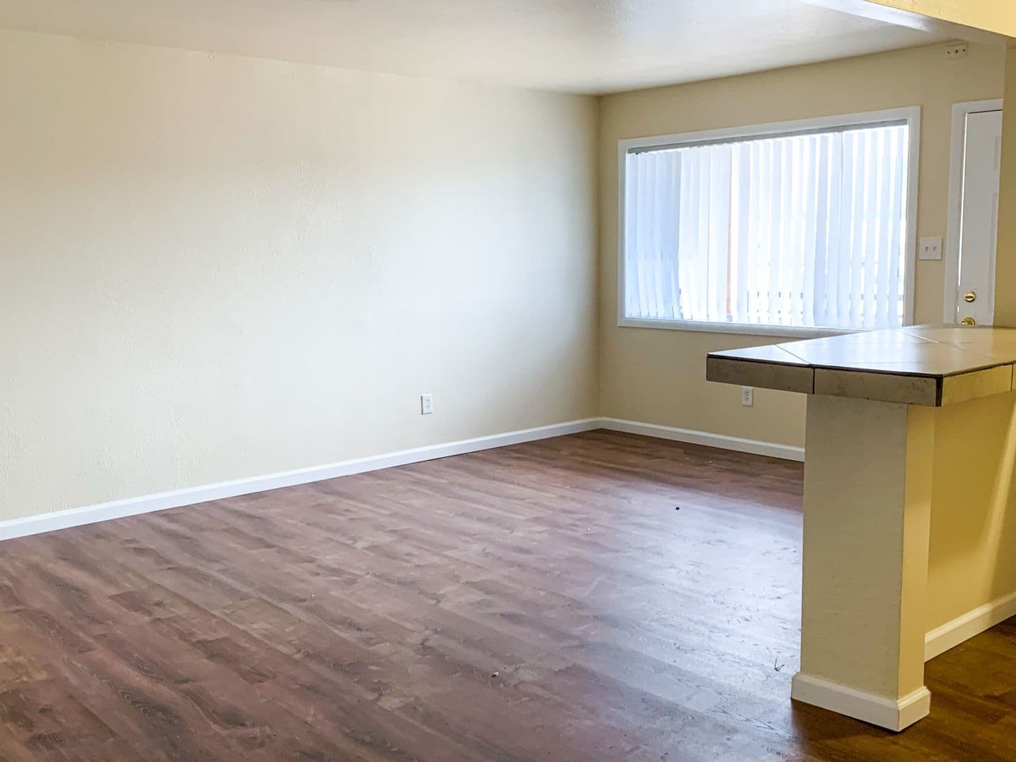 Albuquerque Apartment: 1015 Cardenas Dr. SE